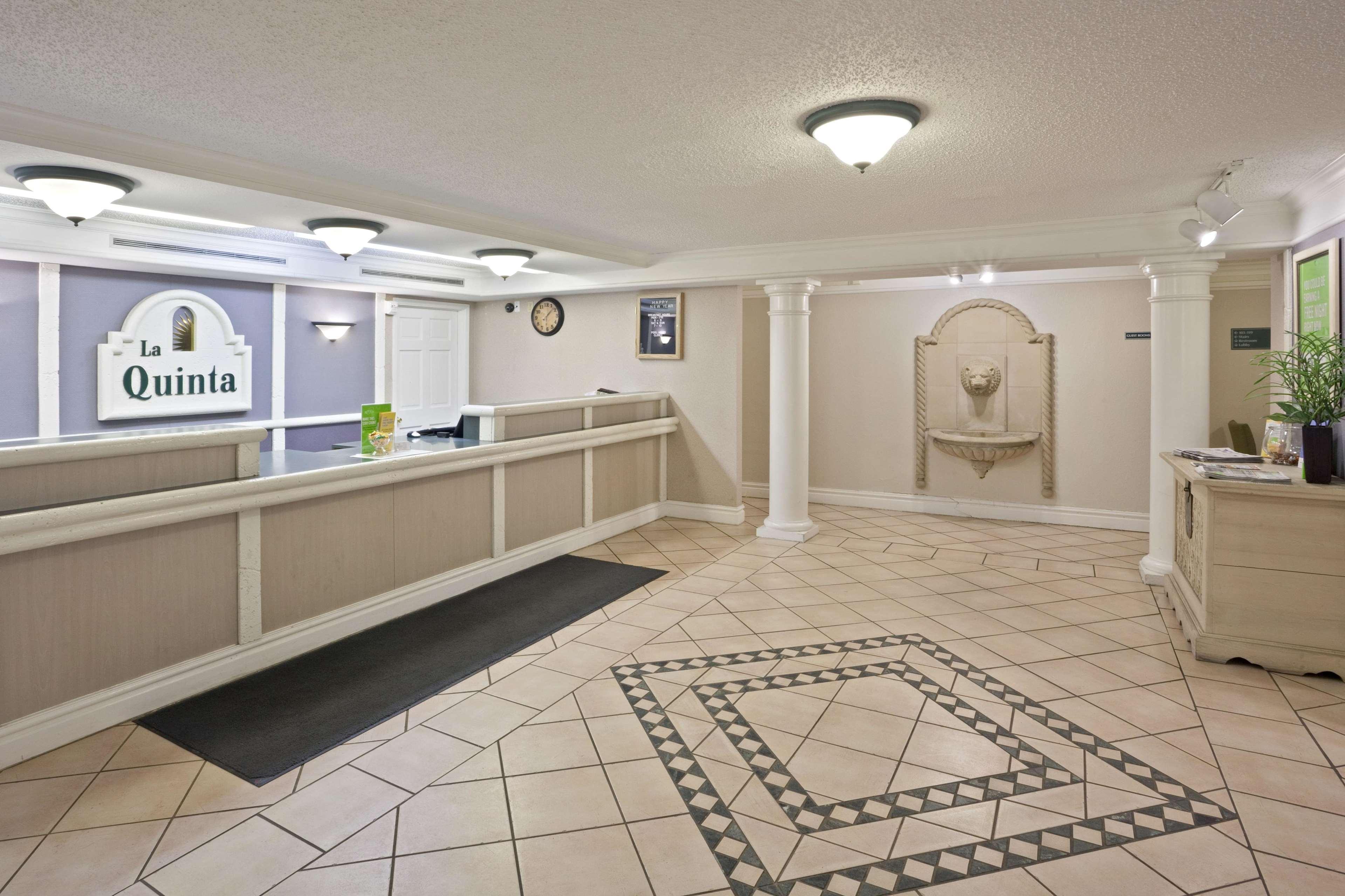 La Quinta Inn By Wyndham Omaha West Eksteriør billede