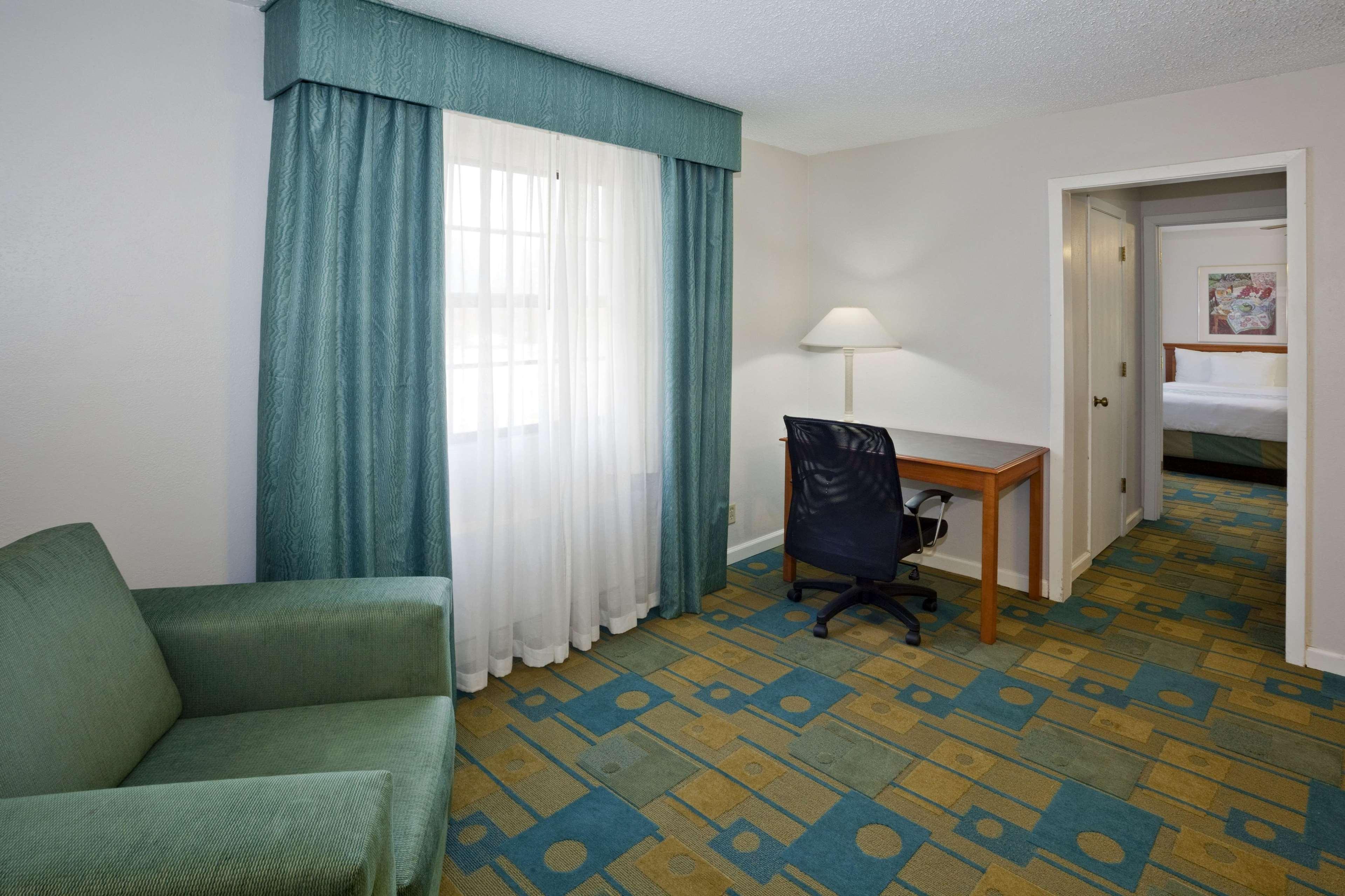 La Quinta Inn By Wyndham Omaha West Eksteriør billede